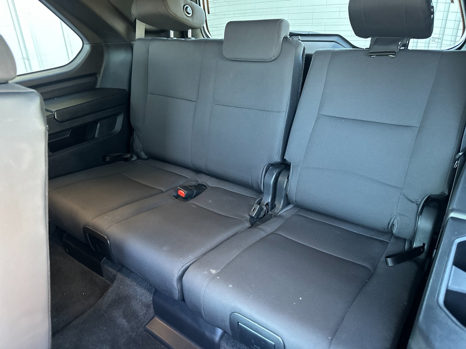 2025 Toyota Sequoia SR5