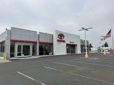 2025 Toyota Sequoia SR5