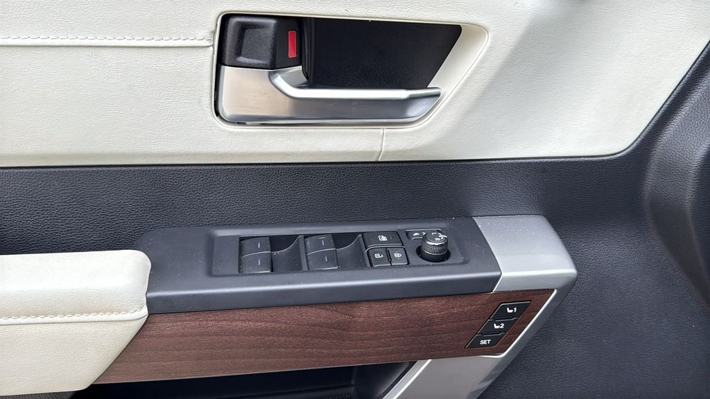 2024 Toyota SEQUOIA 4WD Capstone