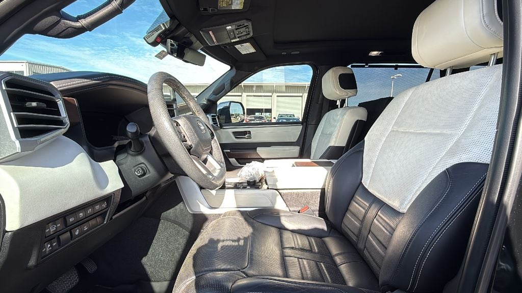 2024 Toyota SEQUOIA 4WD Capstone