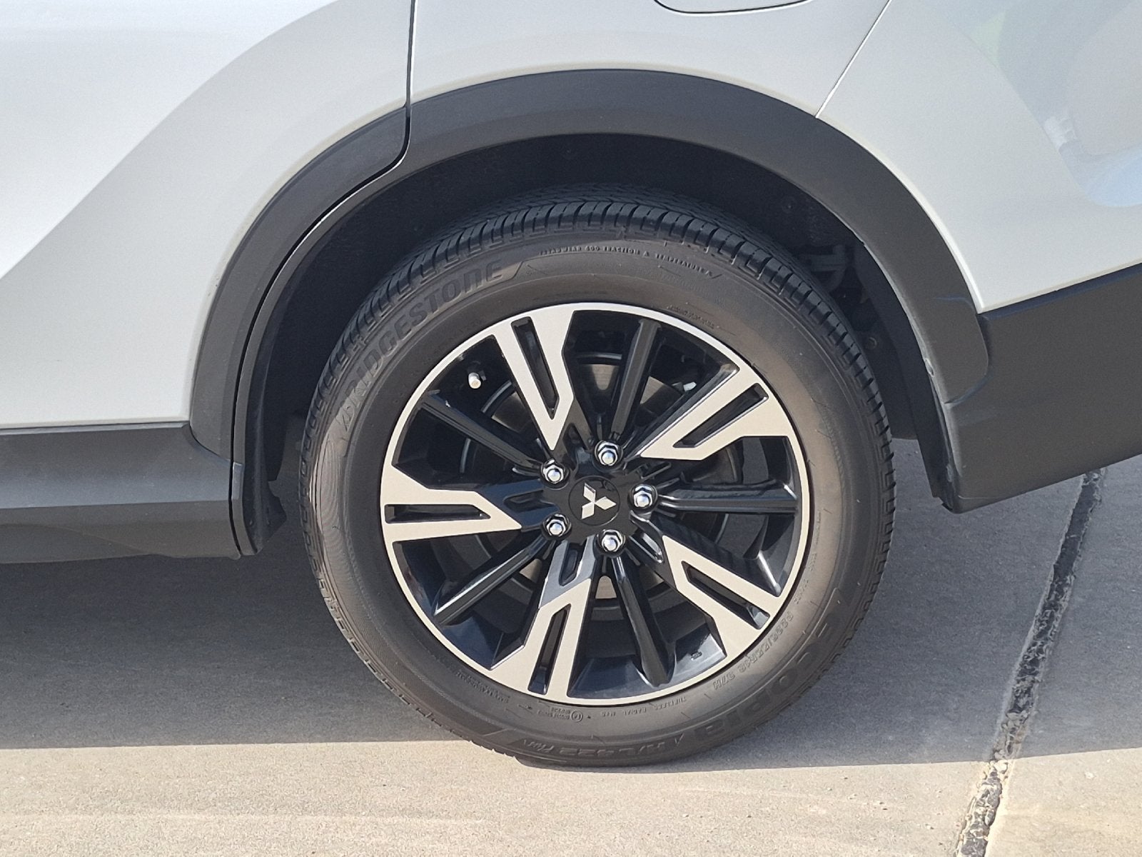 2023 Mitsubishi Eclipse Cross SE
