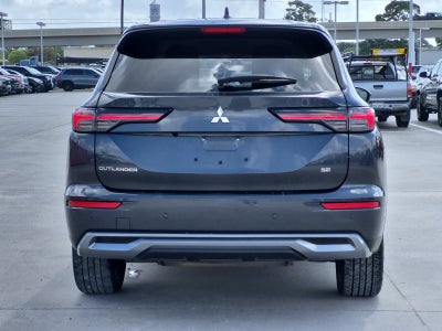2025 Mitsubishi Outlander SE