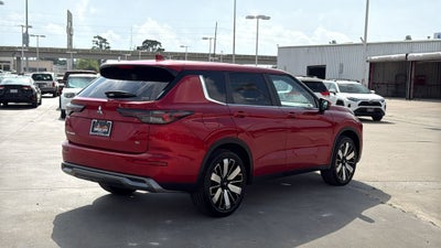 2025 Mitsubishi Outlander SE