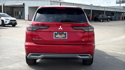 2025 Mitsubishi Outlander SE