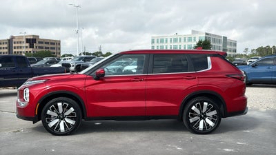 2025 Mitsubishi Outlander SE