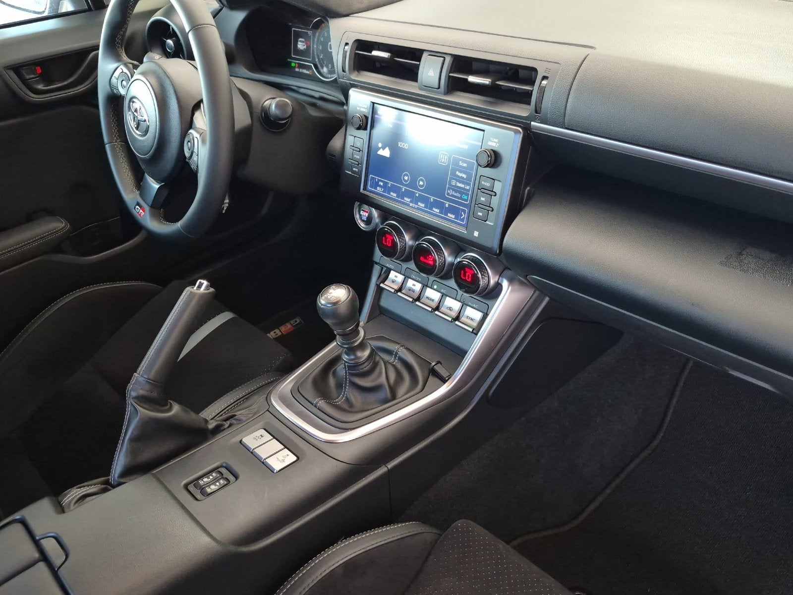 2024 Toyota GR86 Premium