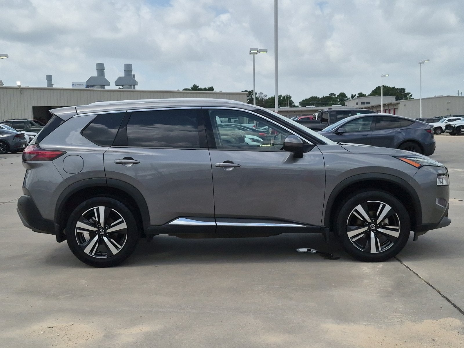 2021 Nissan Rogue SL