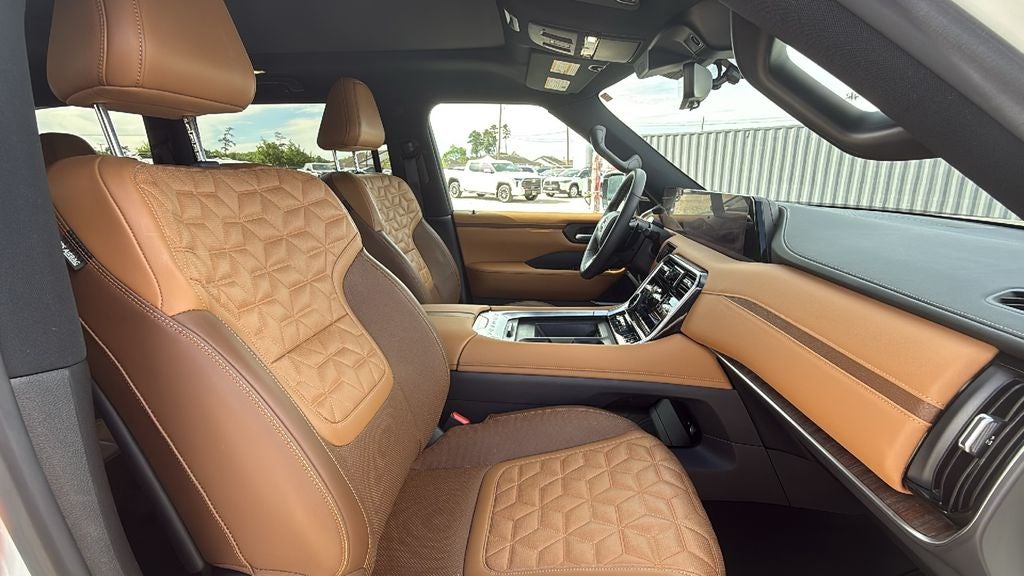2025 Nissan Armada Platinum Reserve