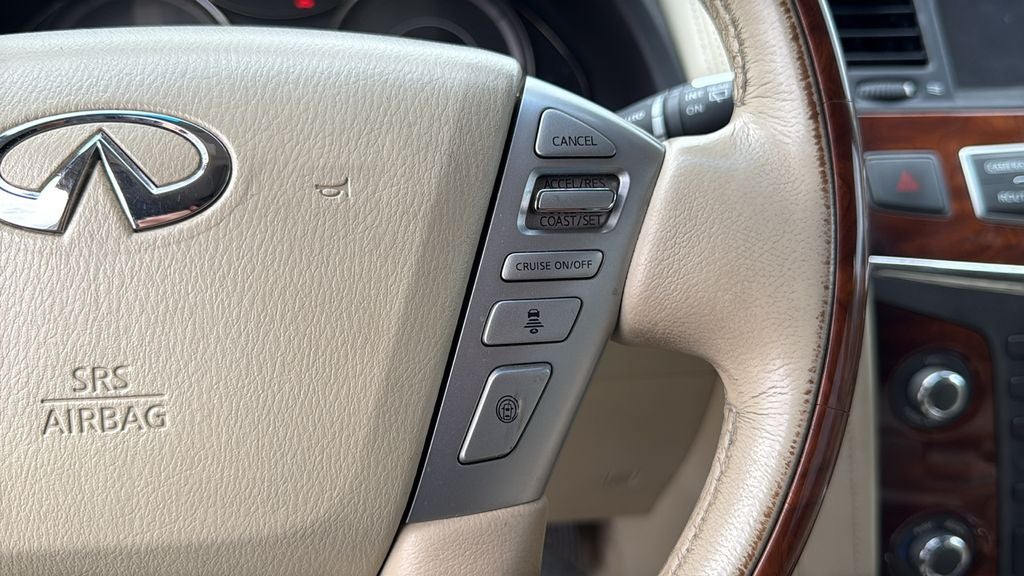 2015 INFINITI QX80 Base