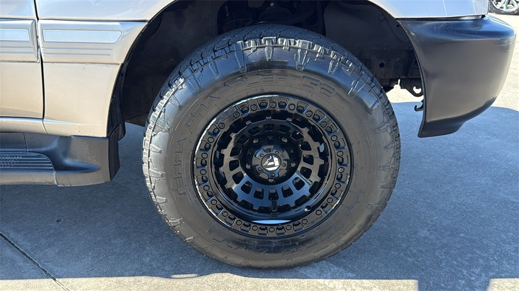 1999 Toyota LAND CRUISER Base