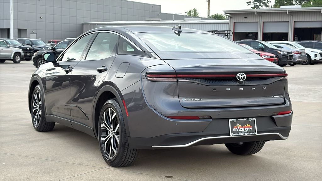 2024 Toyota CROWN Limited