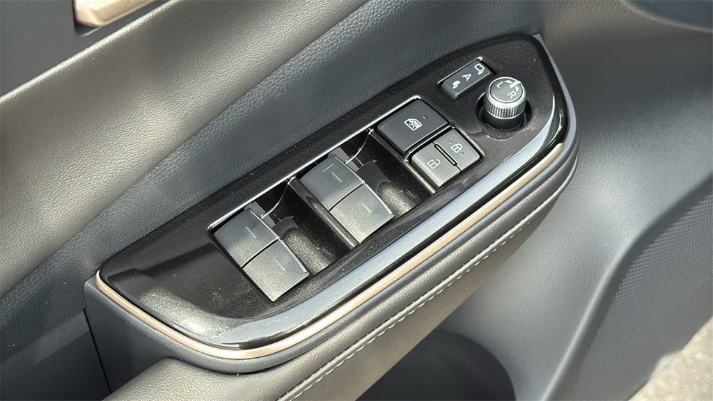 2026 Toyota Toyota Crown Nightshade