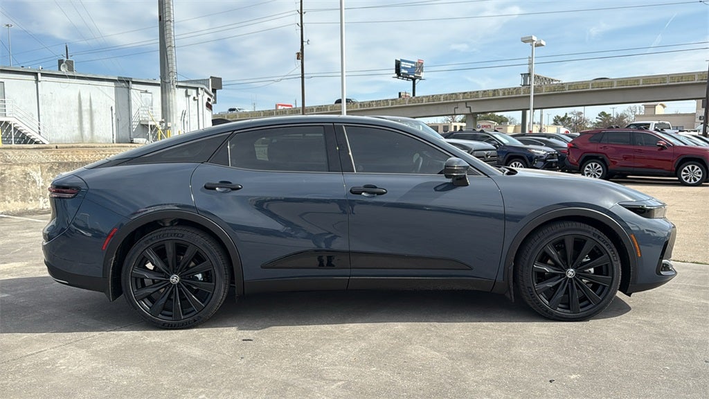 2026 Toyota Toyota Crown Nightshade