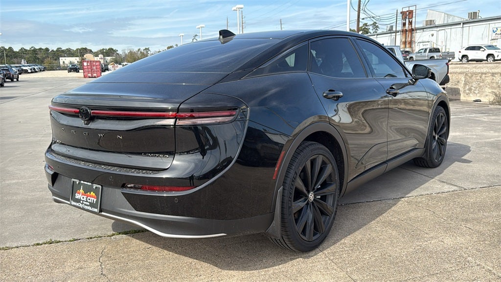 2026 Toyota Toyota Crown Nightshade