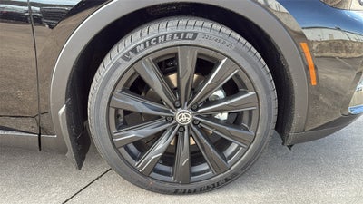 2026 Toyota Toyota Crown Nightshade