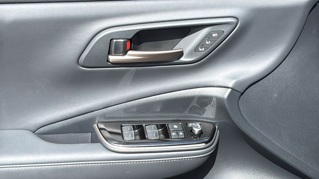 2026 Toyota Crown Signia XLE