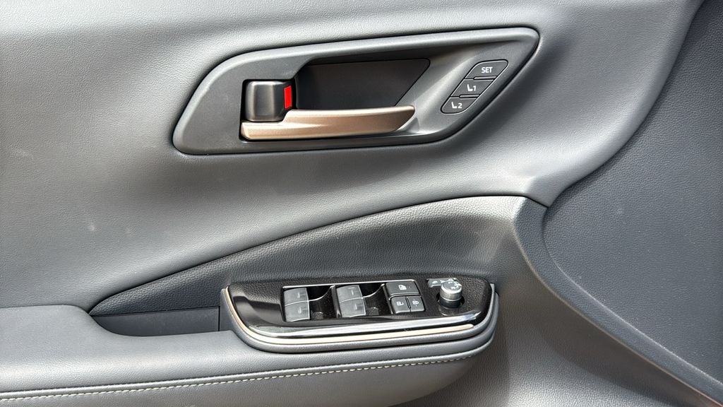 2026 Toyota Toyota Crown Signia Limited