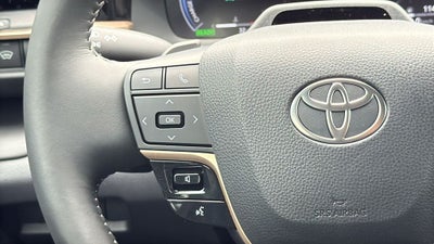 2026 Toyota Toyota Crown Signia Limited