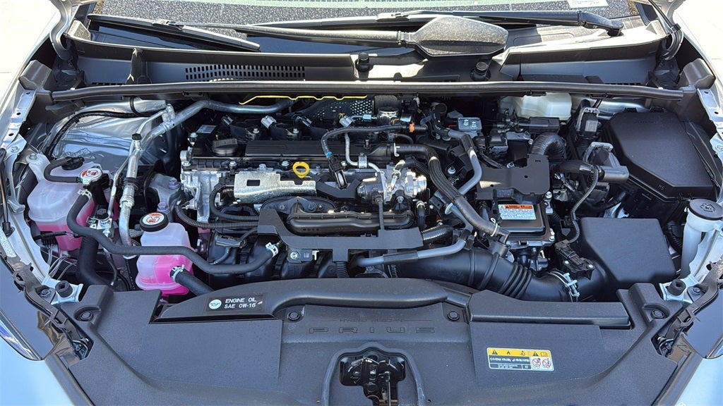 2025 Toyota PRIUS LE