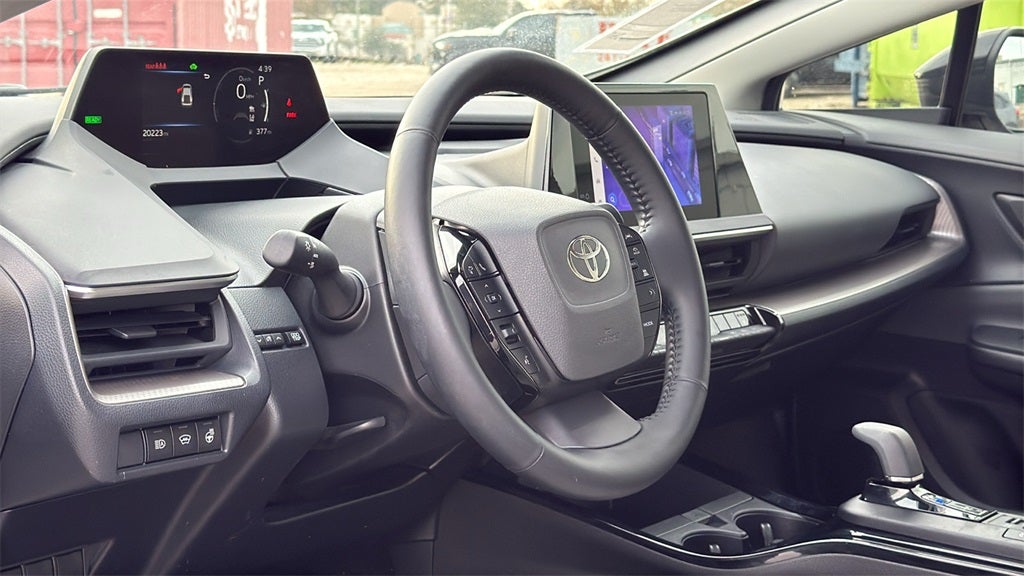 2023 Toyota PRIUS XLE