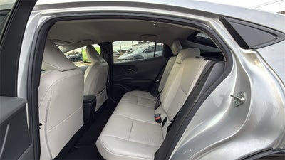 2023 Toyota PRIUS XLE