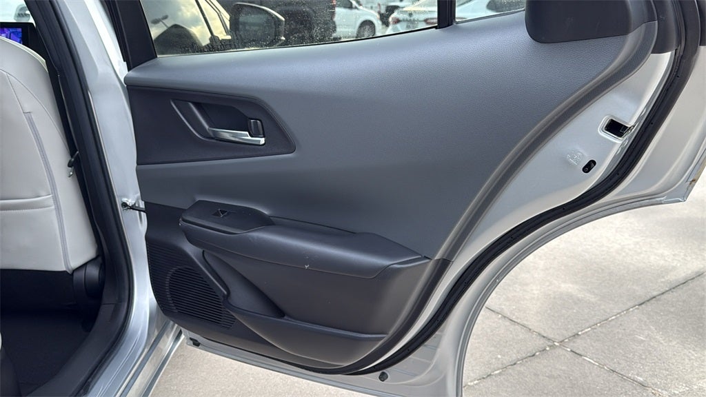 2023 Toyota PRIUS XLE