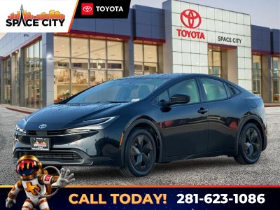 2025 Toyota Prius LE