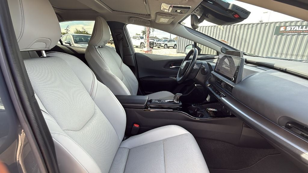 2023 Toyota PRIUS Limited