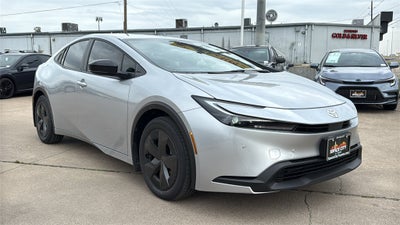 2026 Toyota Prius LE