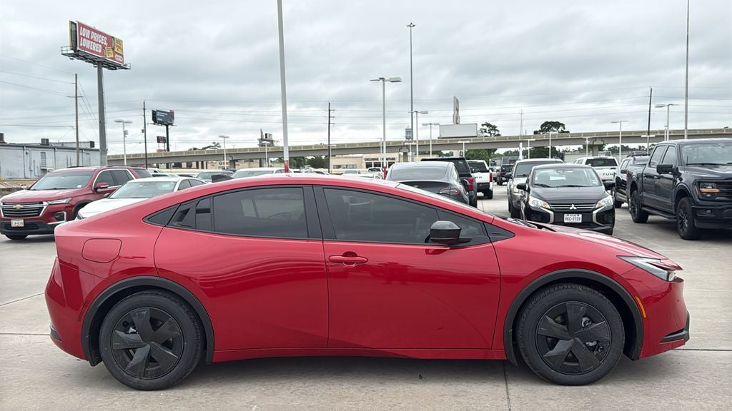 2026 Toyota Prius Plug-In Hybrid SE