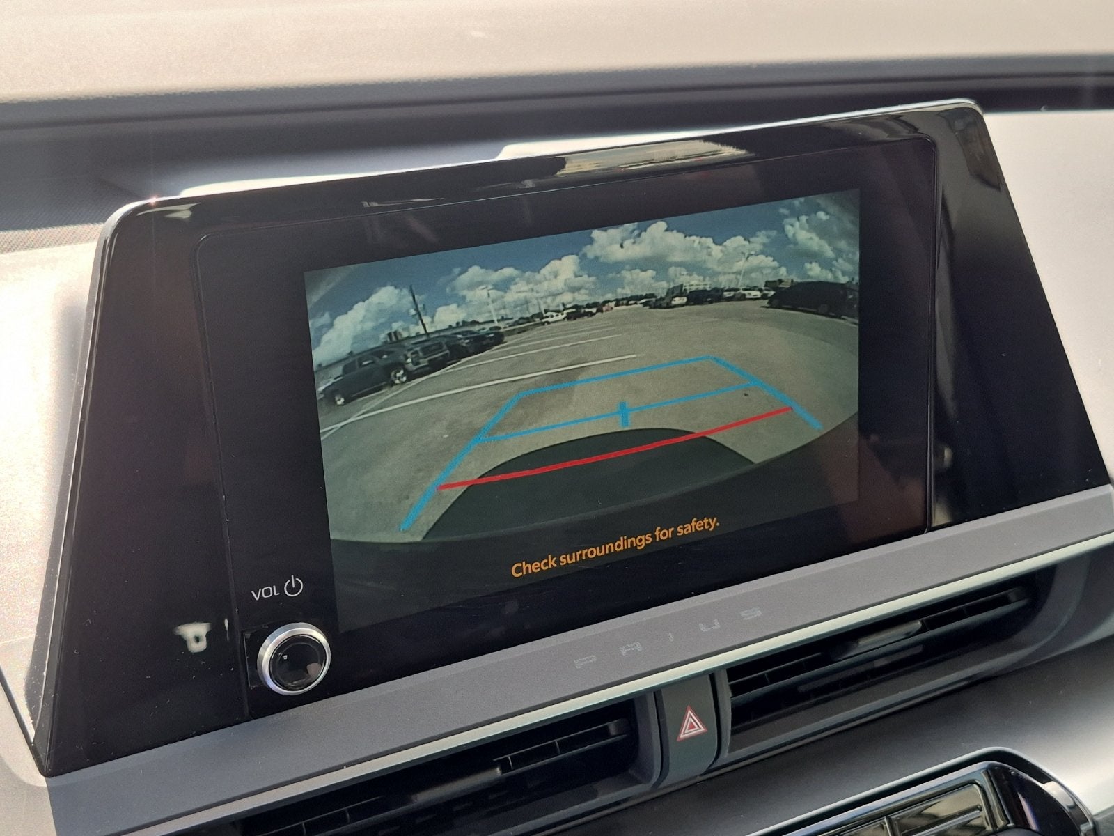 2025 Toyota Prius LE