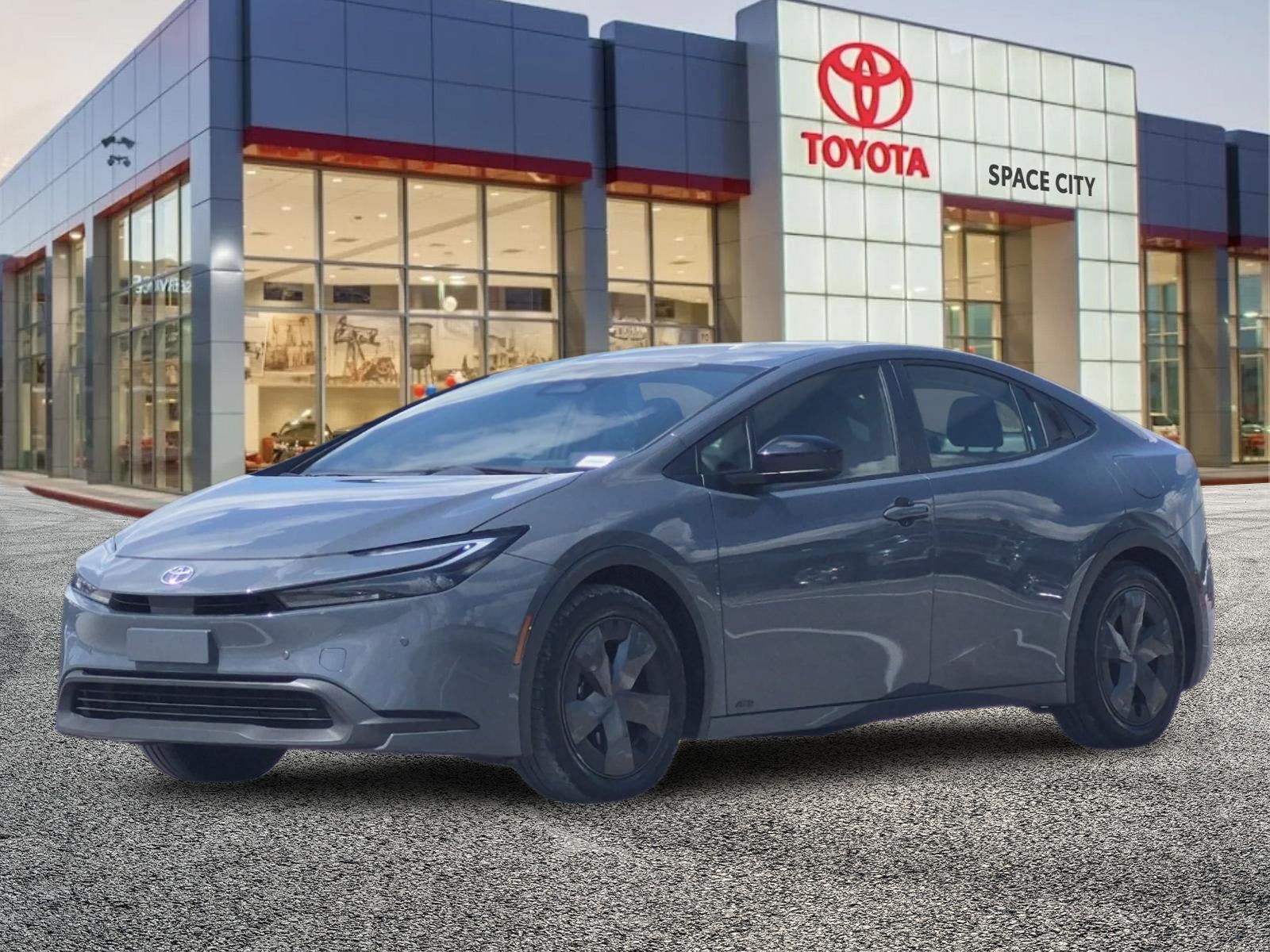 2025 Toyota Prius LE