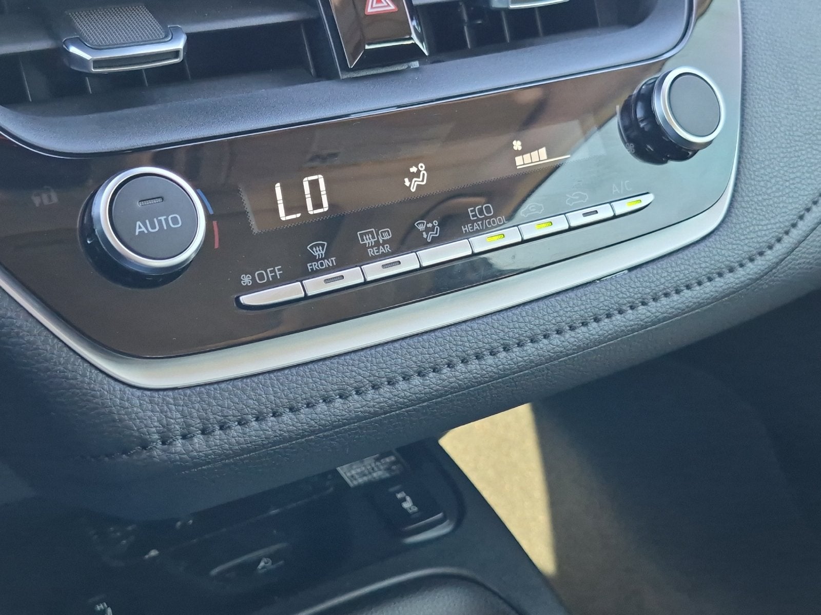 2025 Toyota Corolla Hybrid XLE