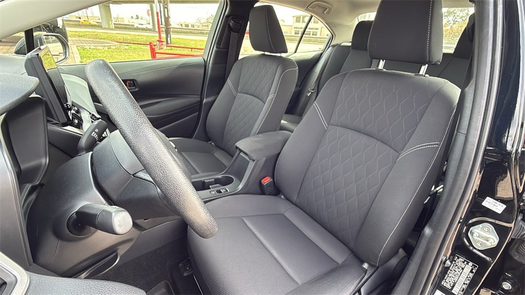 2025 Toyota COROLLA HYBRID LE