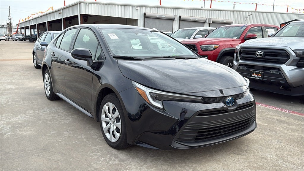 2025 Toyota Corolla Hybrid LE