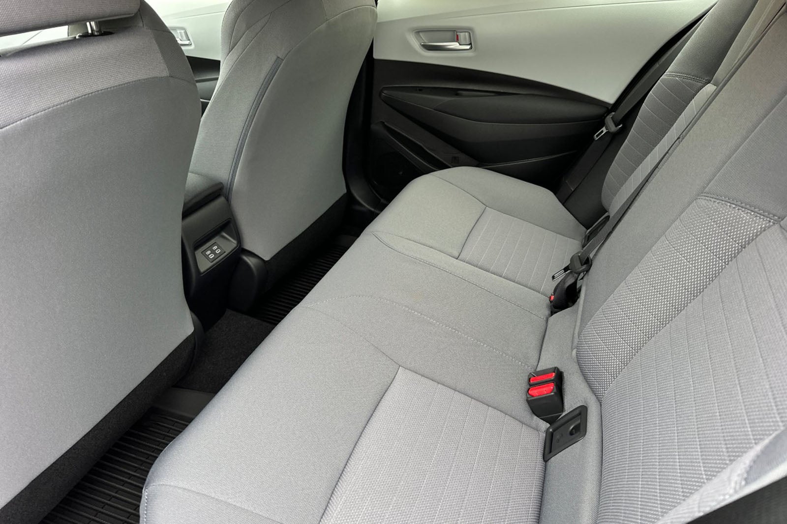 2027 Toyota Corolla Hybrid SE