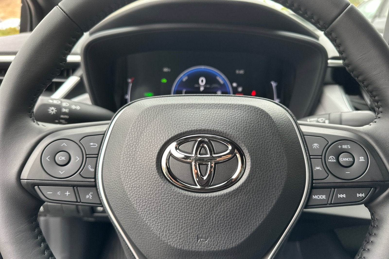 2027 Toyota Corolla Hybrid SE