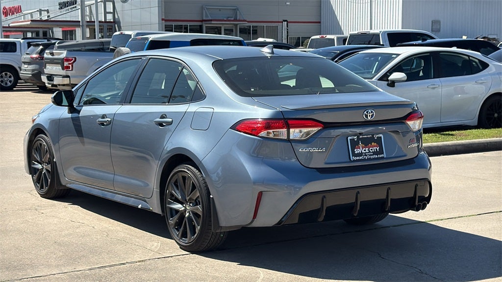 2024 Toyota COROLLA HYBRID SE