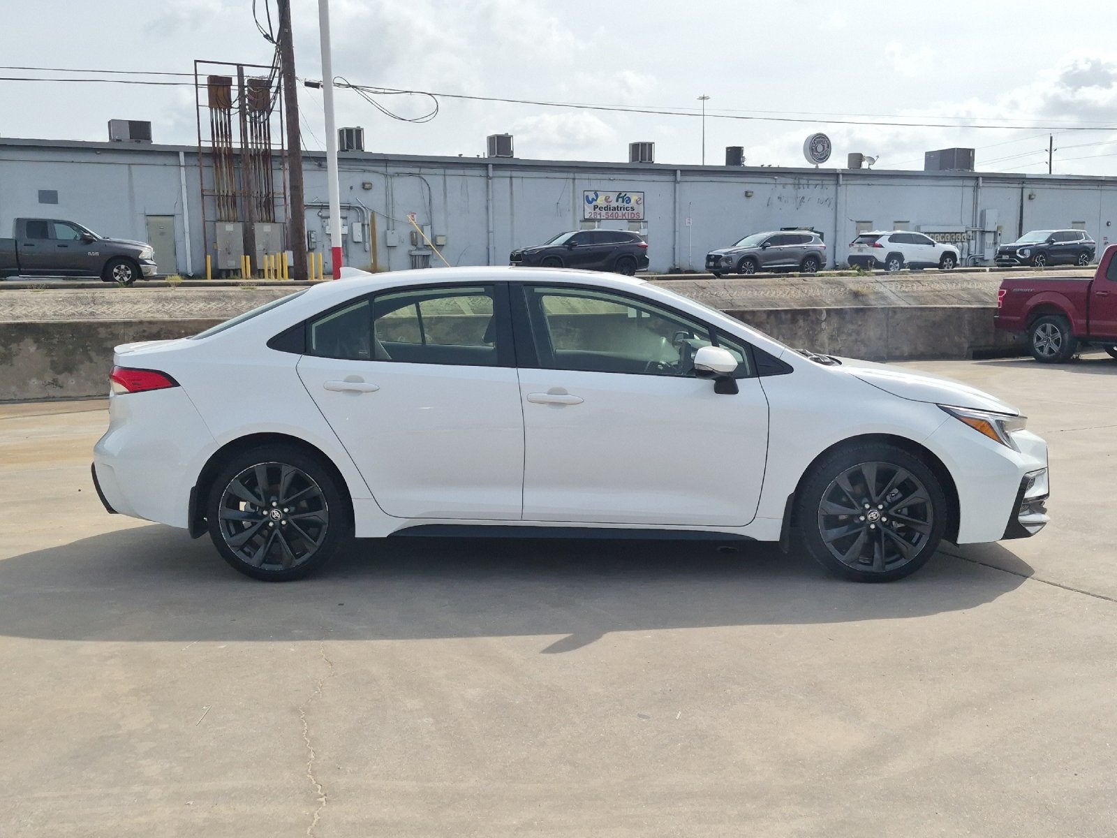 2024 Toyota Corolla Hybrid SE