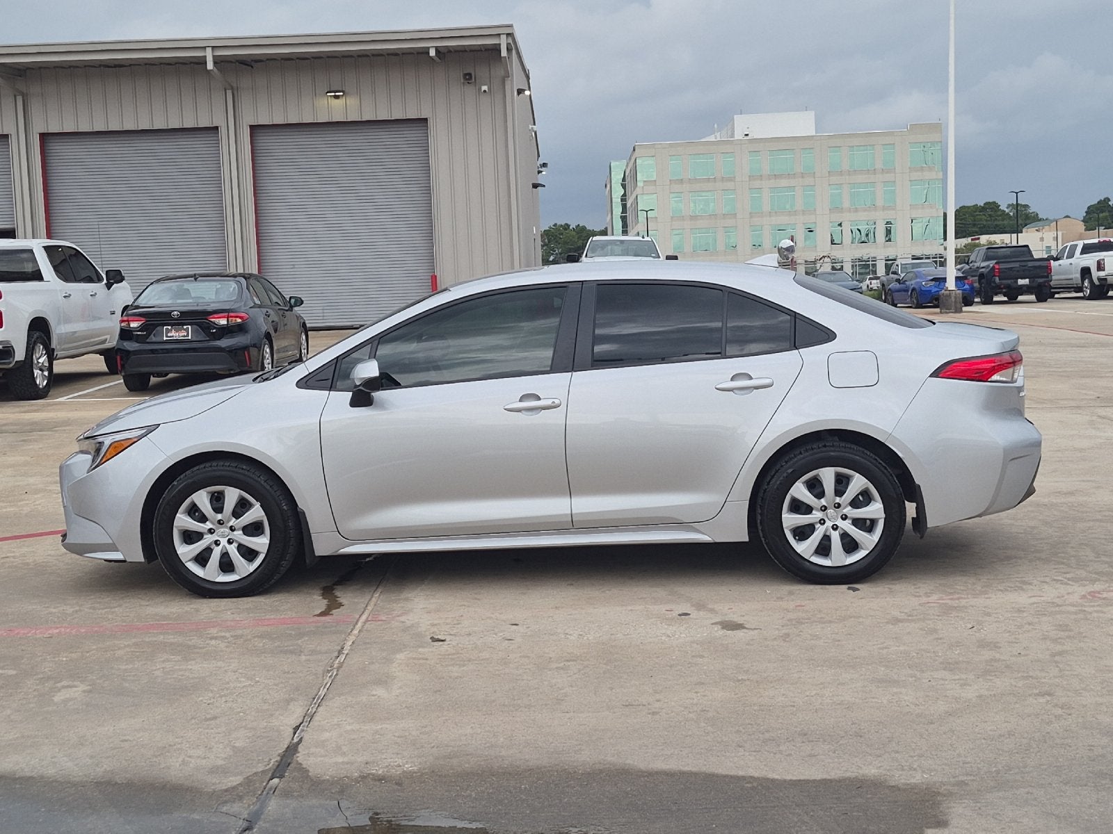 2025 Toyota Corolla Hybrid LE