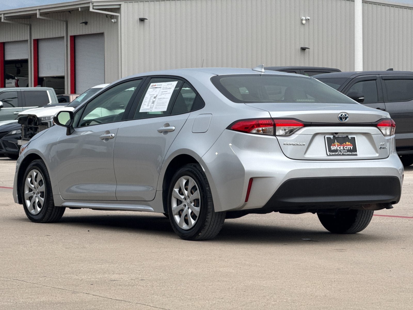 2025 Toyota Corolla Hybrid LE