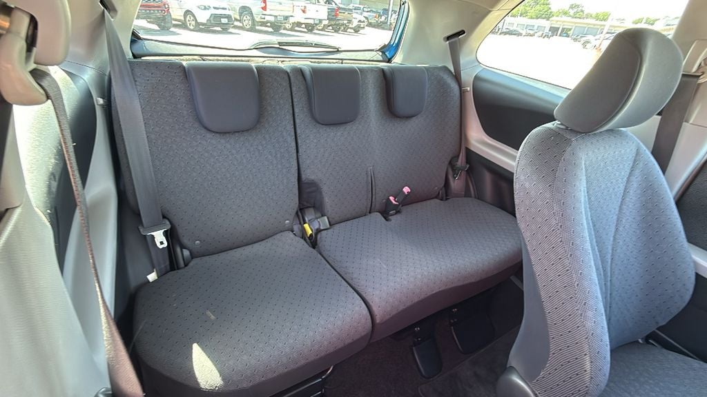 2010 Toyota YARIS Base