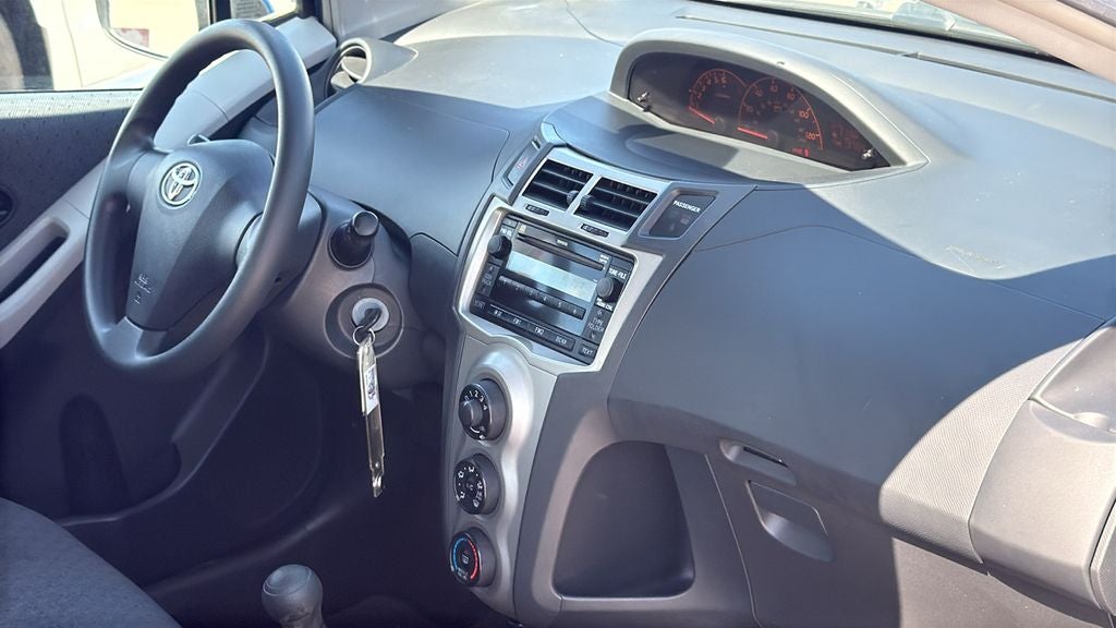 2010 Toyota YARIS Base