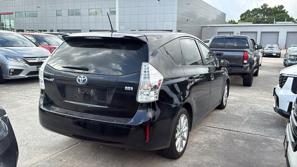 2014 Toyota PRIUS v Five