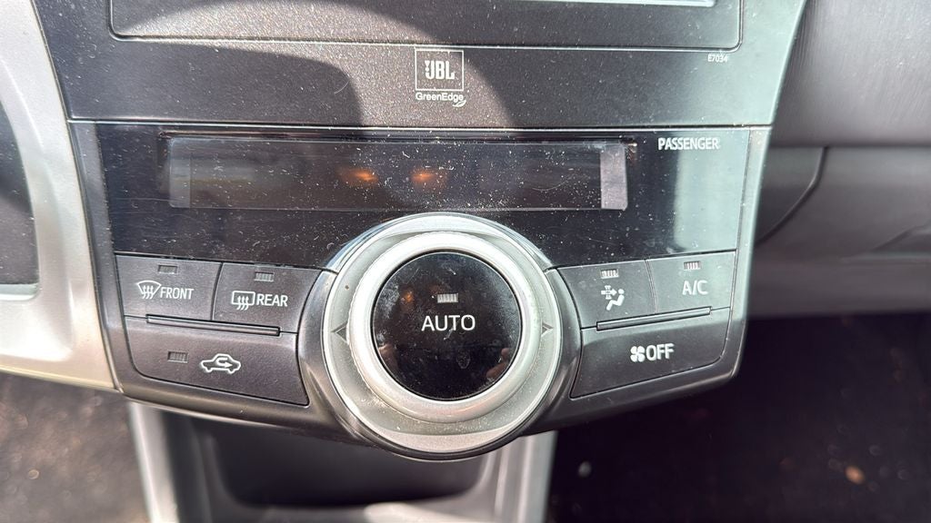 2014 Toyota PRIUS v Five