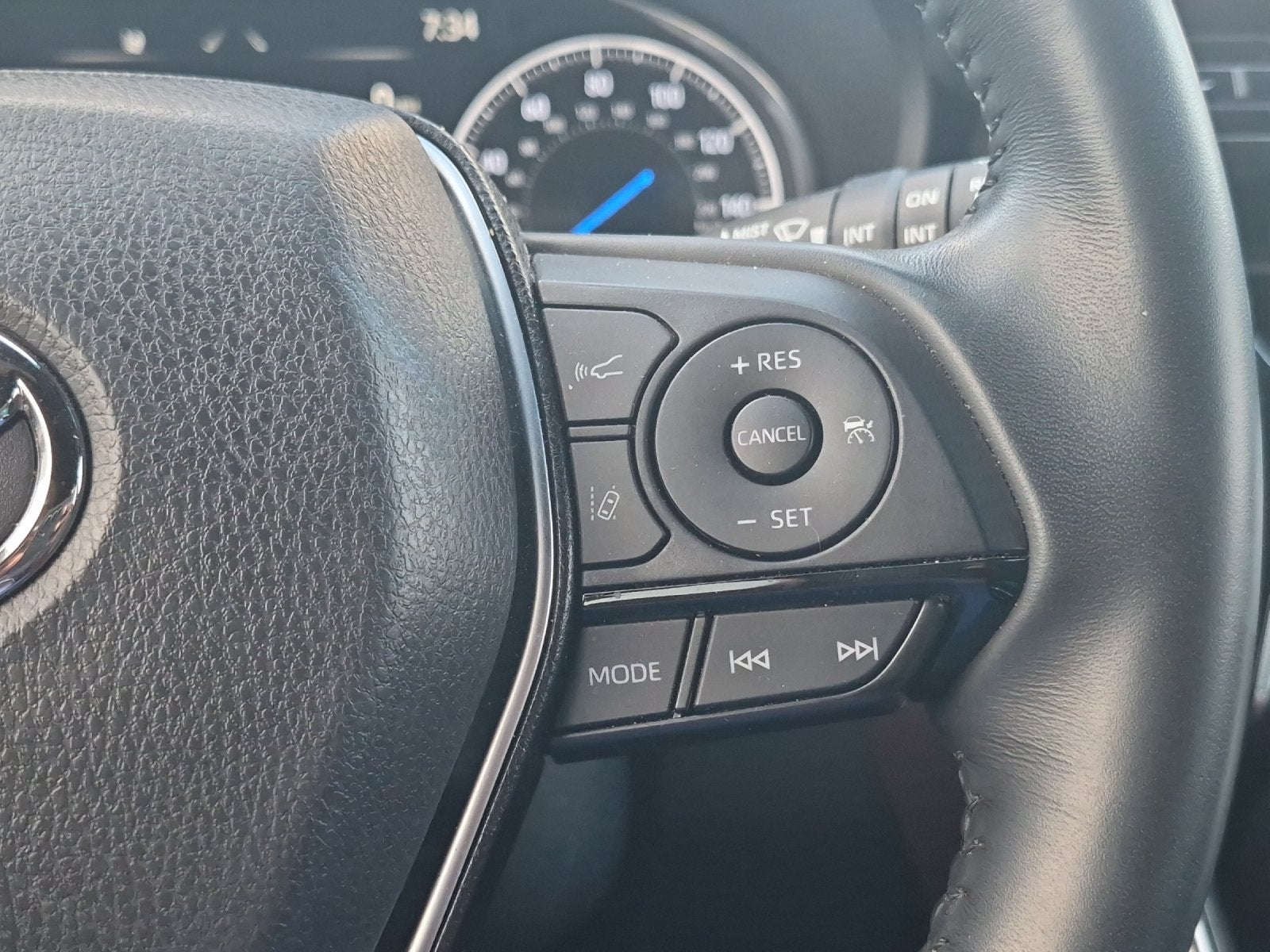 2023 Toyota Venza XLE