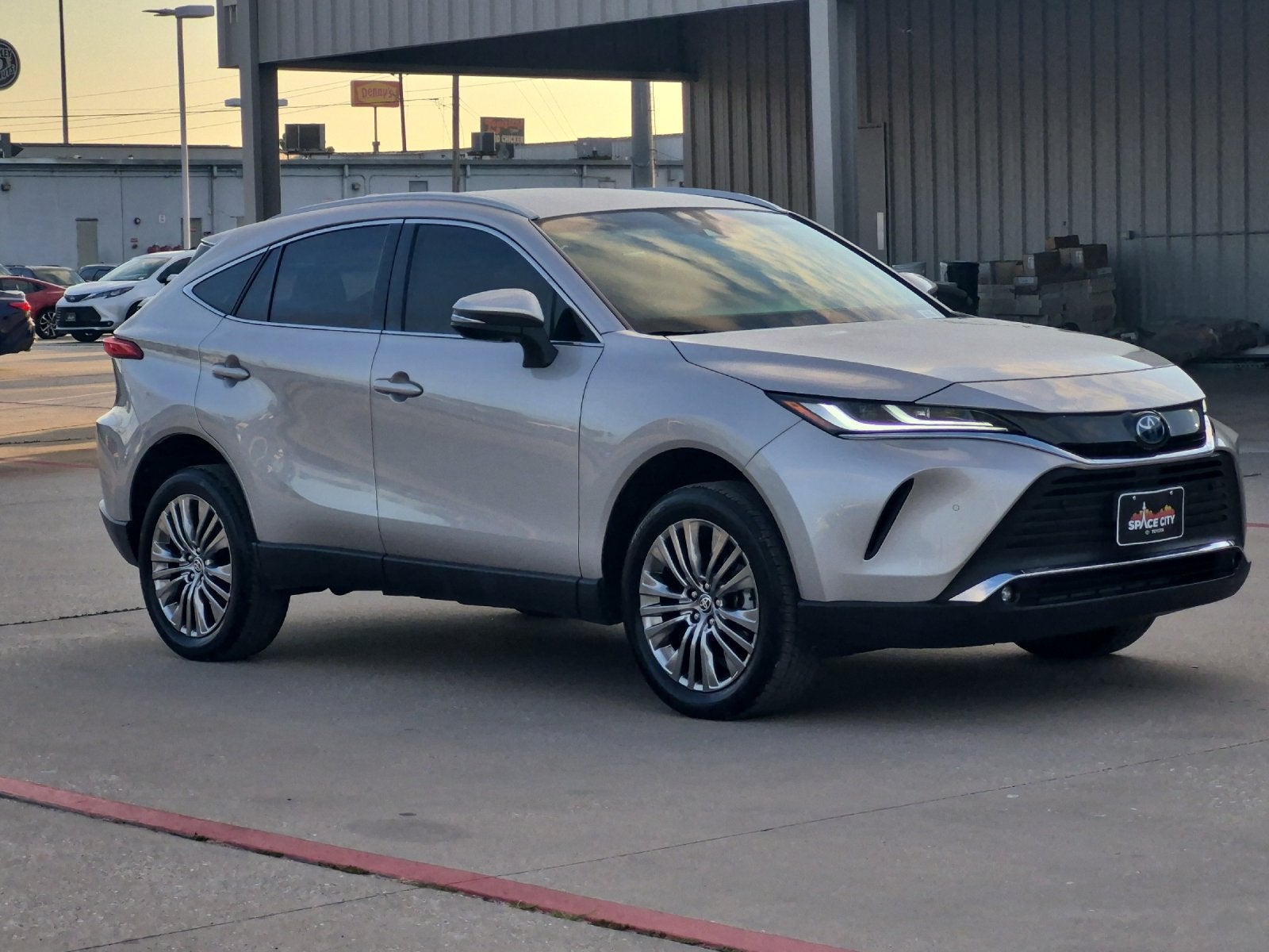 2023 Toyota Venza XLE
