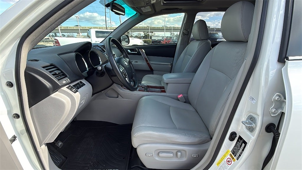 2013 Toyota HIGHLANDER HYBRD Limited