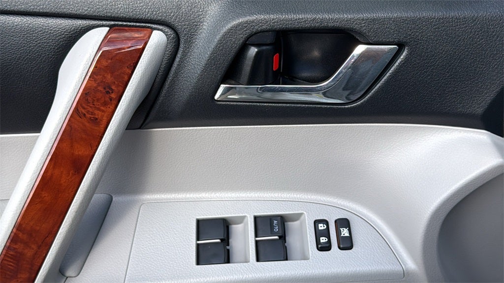 2013 Toyota HIGHLANDER HYBRD Limited