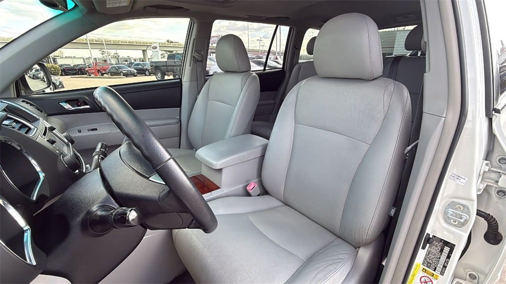 2013 Toyota HIGHLANDER HYBRD Limited